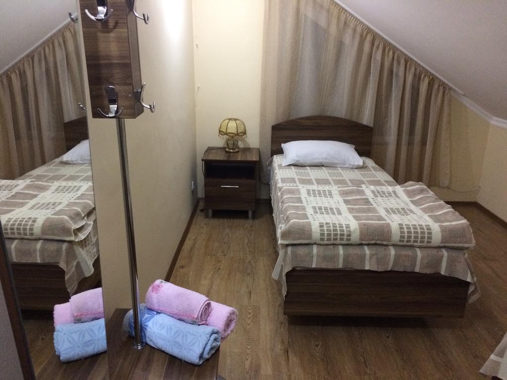 Mari Guest House Telavi Eksteriør bilde